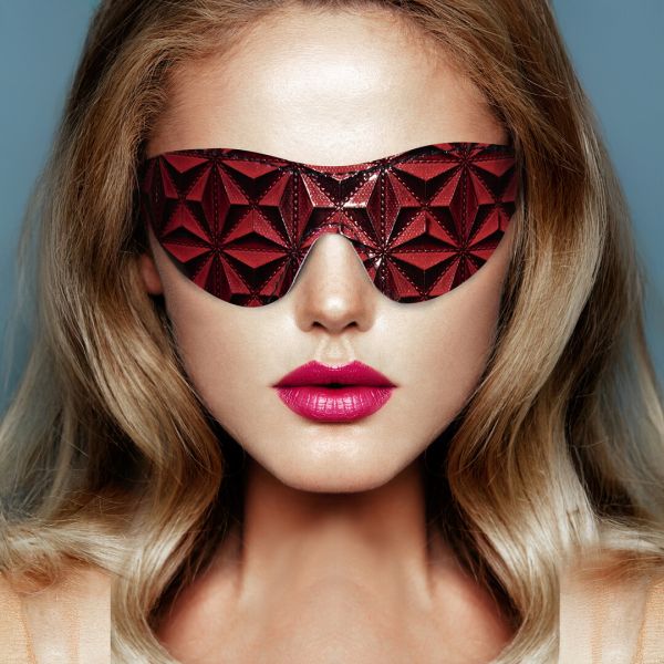 Ouch! Luxury Augenmaske in Burgunderrot 1