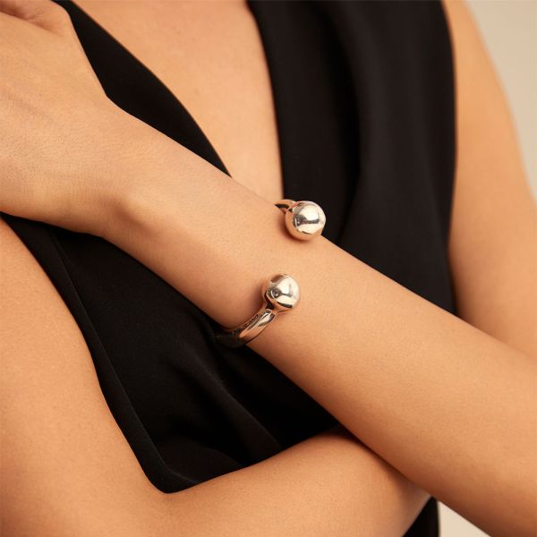 Black Label Circular Barbell Armband